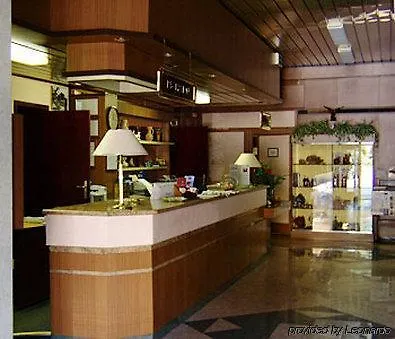 Hotel Falco D'Oro Tole 4*,  Italy