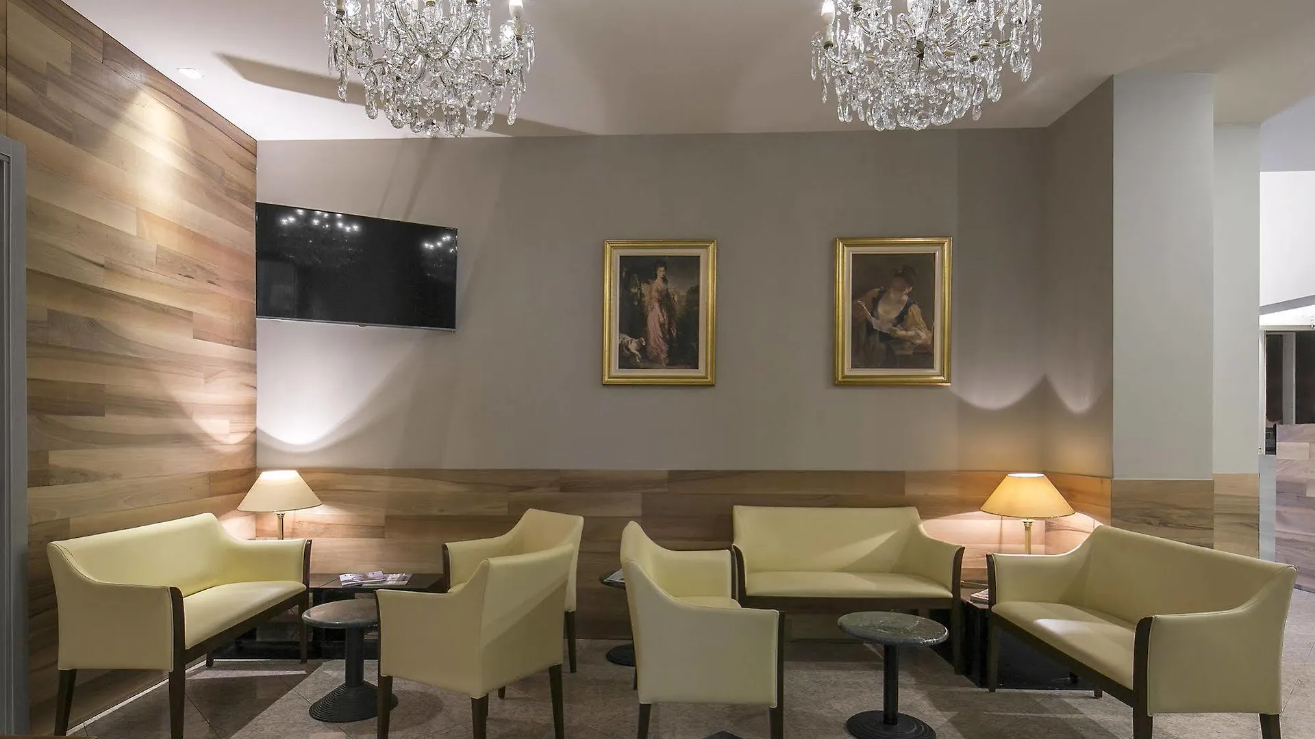 Hotel Falco D'Oro Tole