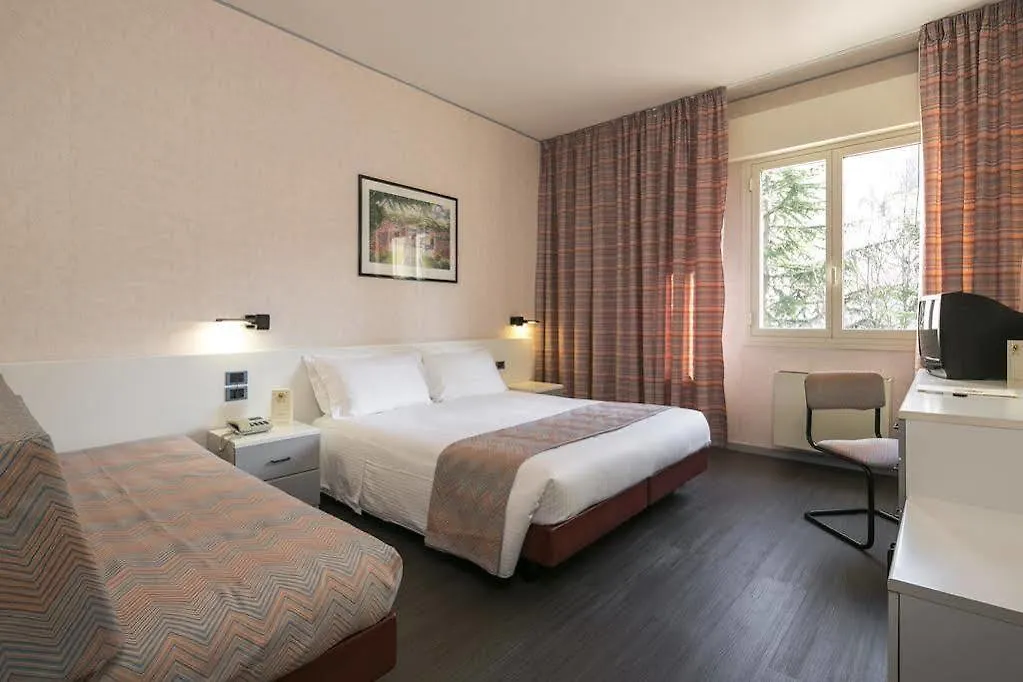 Hotel Falco D'Oro Tole