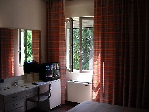 Hotel Falco D'Oro Tole 4*,  Italy